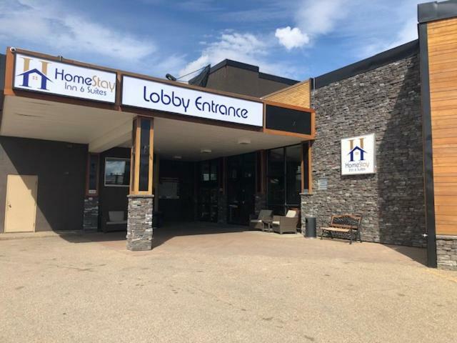 Wyndham Garden Medicine Hat Conference Center Exterior photo